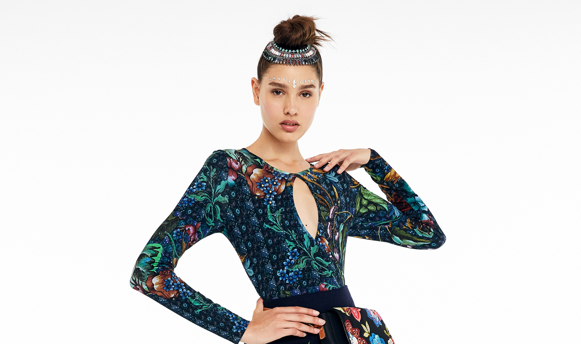AW18-1960116001